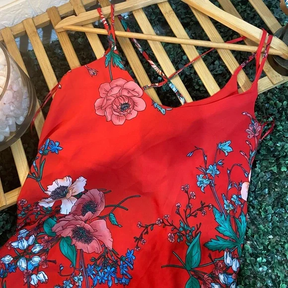 Dorothy Perkins Tops. Size- US 4 EUR 36 UK 8 - Picture 3 of 8